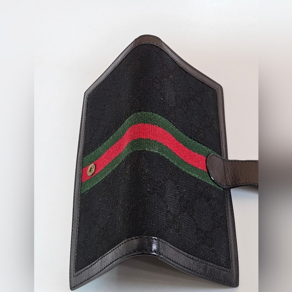 Vintage Gucci checkbook wallet - Picture 3 of 8